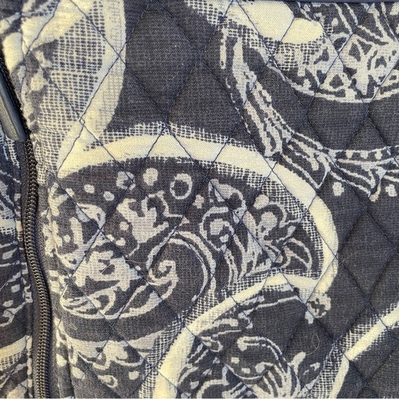 Vera Bradley Stroll Around Diaper Bag Indio Blue Paisley Quilted Stroller Purse - Picture 9 of 13